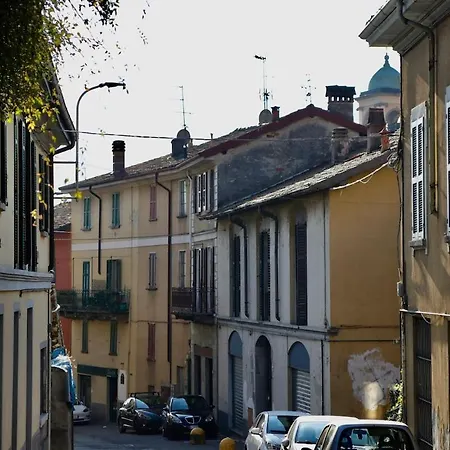 Felicita Apartment Lecco